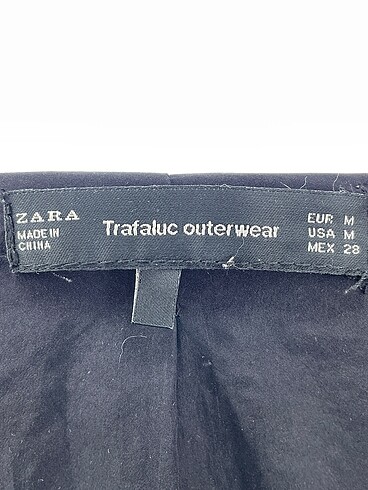 m Beden çeşitli Renk Zara Ceket %70 İndirimli.