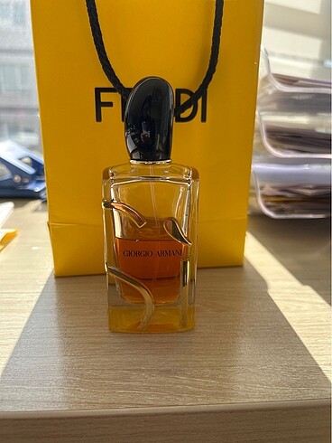 Giorgio Armani Armani si edp Refillable parfüm 100 ml