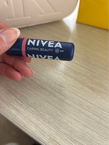 Beden Renk Nıvea ruj
