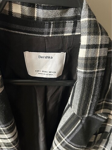 Bershka Bershka uzun ceket