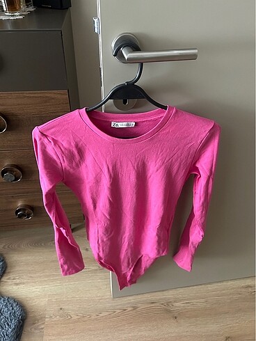 Zara pembe body