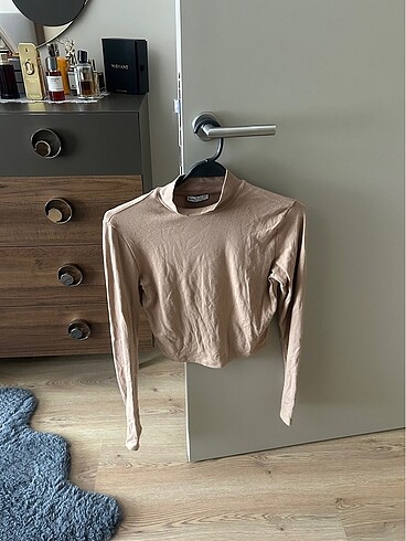 m Beden Bershka crop bluz