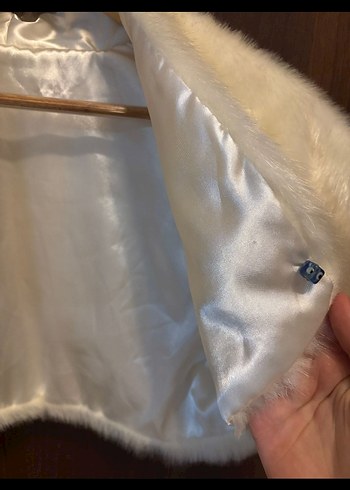 Beyaz Kürk Detaylı Kadın Bolero - Görsel 3