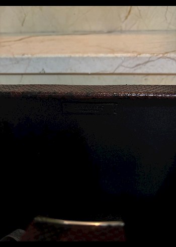 Bordo Yılan Derisi Desenli Vintage Deri Çanta - Görsel 3