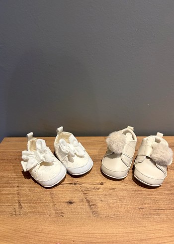 Beyaz Kürklü Kız Bebek İlk Adım Ayakkabısı - Görsel 2