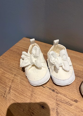 Beyaz Kürklü Kız Bebek İlk Adım Ayakkabısı - Görsel 4