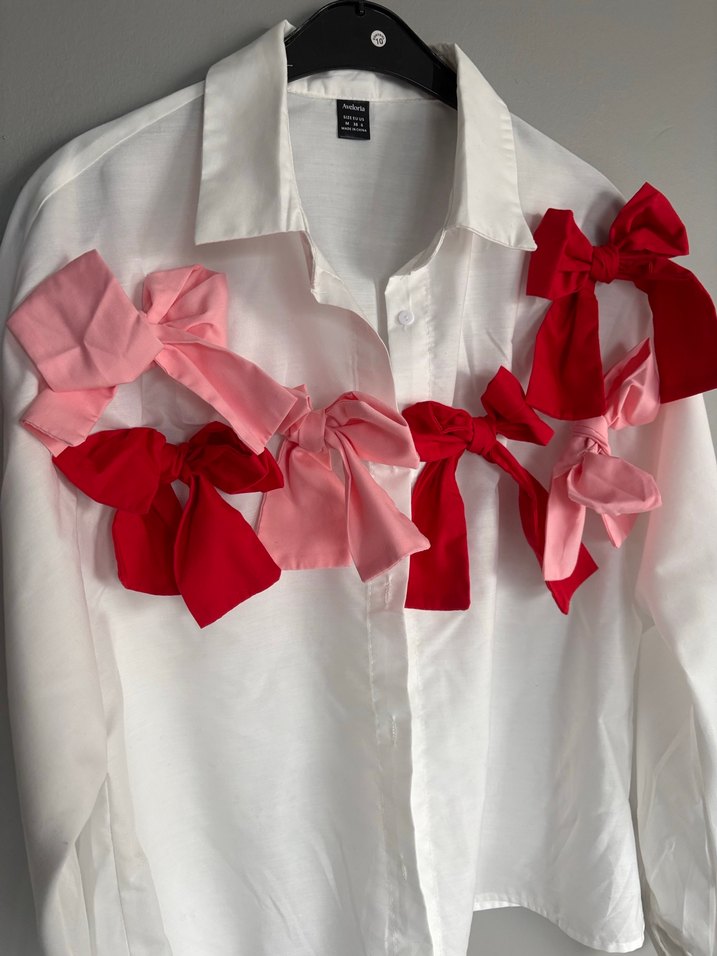 Fiyonklu Beyaz Kadın Gömlek - Görsel 2