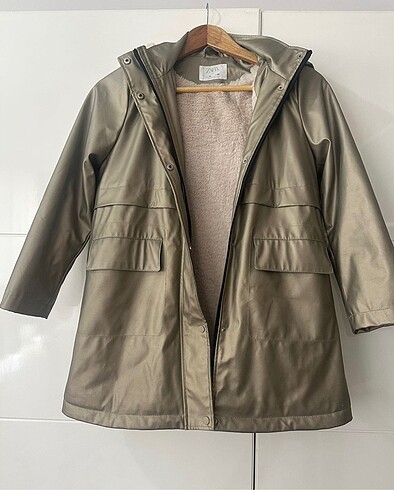 Zara Kids içi kürklü su geçirmez kaban