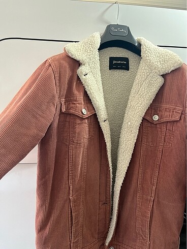 Stradivarius Pembe kadife ceket