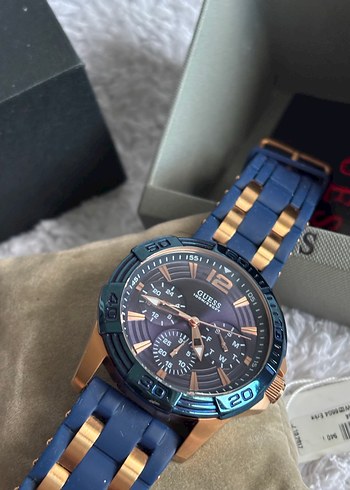 ORİJİNAL GUESS ROSE GOLD SİLİKON KORDON SAAT KUTUSUNDA - Görsel 12