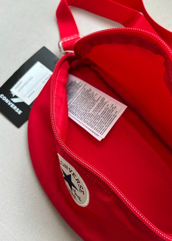 ORİJİNAL CONVERSE UNİSEX BEK ÇANTASI KIRMIZI RENK SIFIR ETİKETLİ - Görsel 4