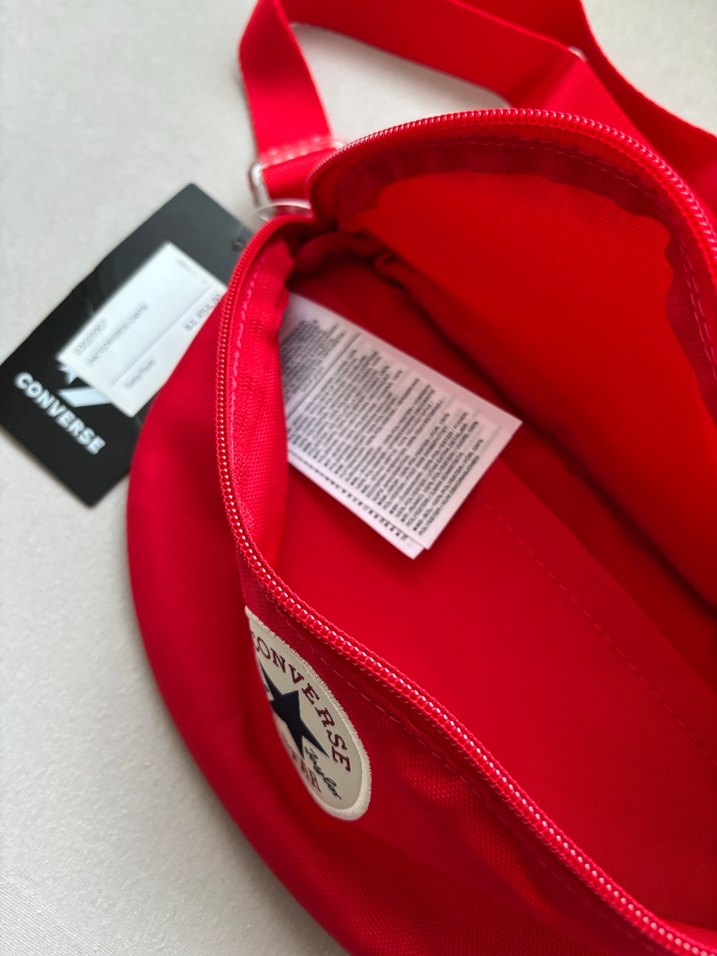 ORİJİNAL CONVERSE UNİSEX BEK ÇANTASI KIRMIZI RENK SIFIR ETİKETLİ - Görsel 4