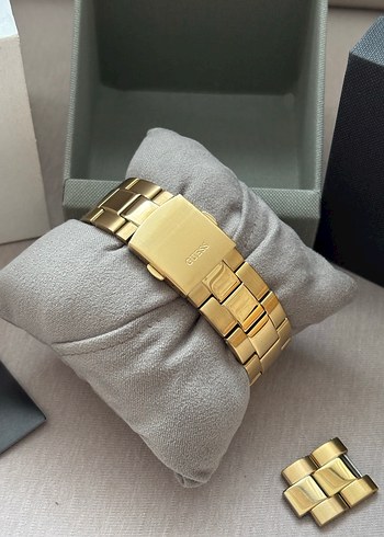 ORİJİNAL GUESS ÇELİK SAAT GOLD RENK KUTUSUNDA - Görsel 10