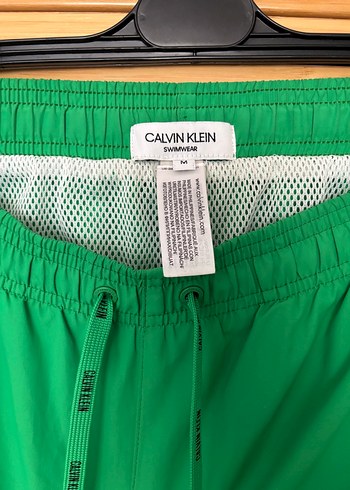 ORİJİNAL CALVİN KLEİN YEŞİL ŞORT MEDİUM - Görsel 3