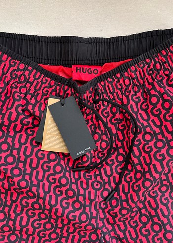 ORİJİNAL HUGO BOSS JAGO ŞORT MAYO MEDİUM BEDEN SIFIR ETİKETLİ - Görsel 5