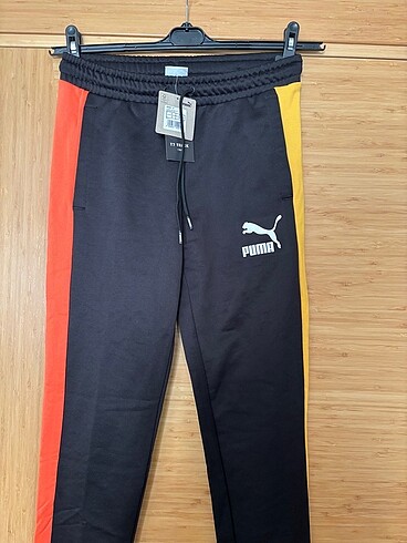 Puma ORİJİNAL PUMA EŞOFMAN ALTI SMALL BEDEN SİYAH RENK SIFIR ETİKETLİ