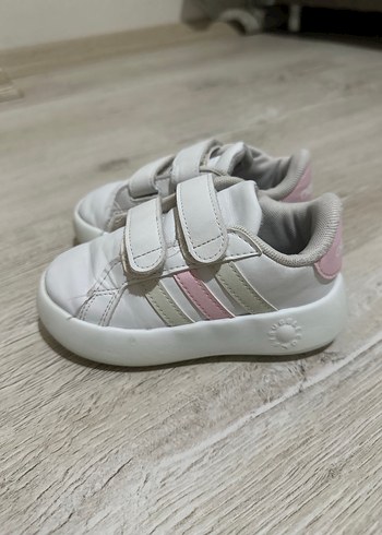 Adidas Adidas bubble comfy kız Çocuk Beyaz Cırt Cırtlı Spor Ayakkabı