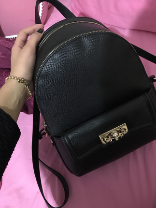 Zara Zara sirt cantasi