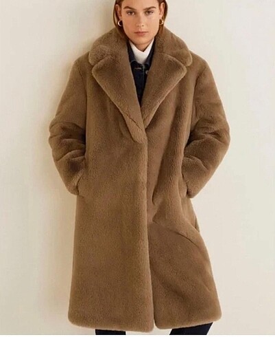 s Beden Mango chilly oversized fur coat