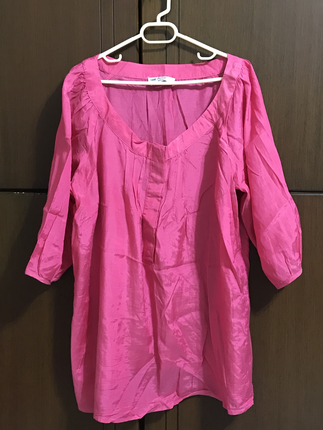 Pembe bluz 