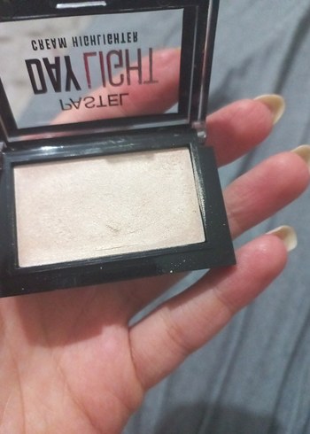 Pastel Daylight Krem Aydınlatıcı - Görsel 2