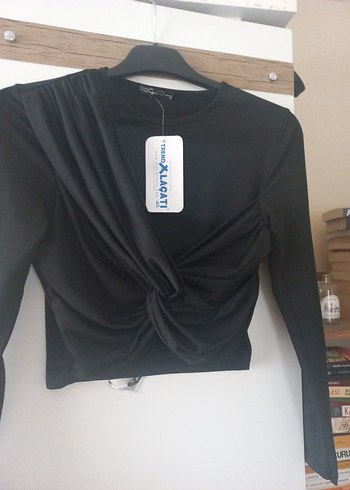 Drapeli Siyah Kadın Bluz - Görsel 2