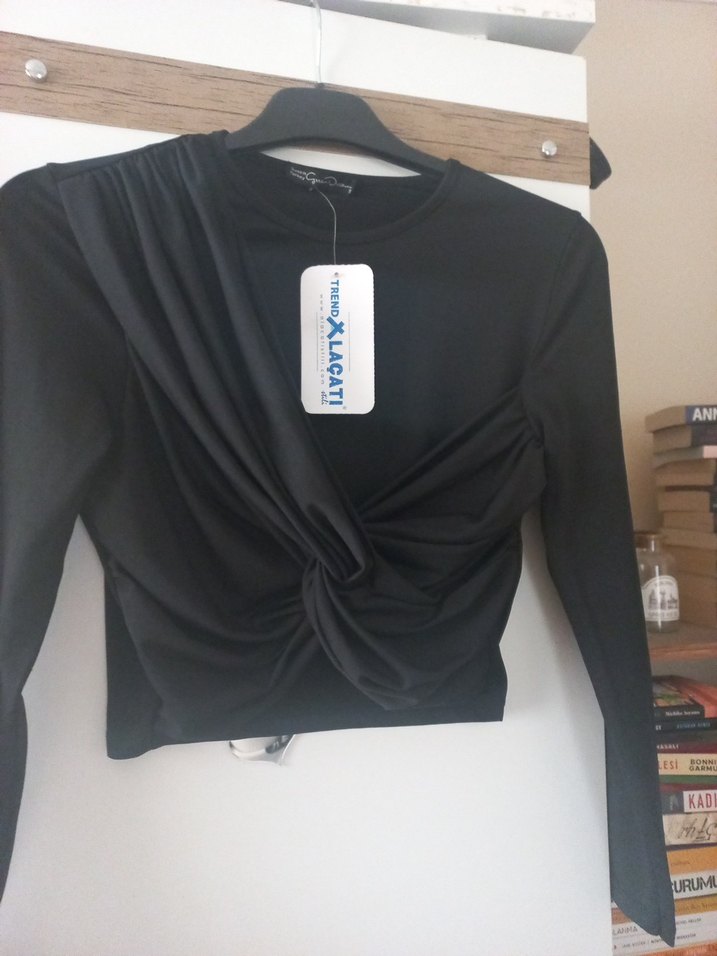 Drapeli Siyah Kadın Bluz - Görsel 2