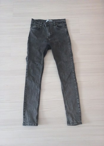 Gri jean