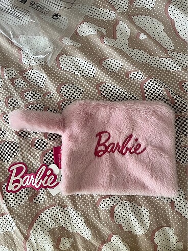 Beden Barbie peluş makyaj çantası