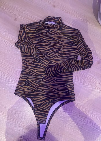 diğer Beden Mor Zebra Desenli Uzun Kollu Bodysuit