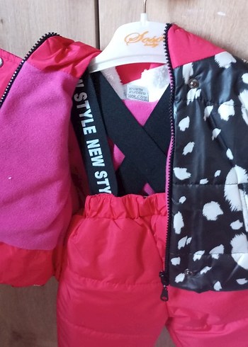 Kız Bebek Pembe Desenli Kürklü Kayak Tulumu - Görsel 2