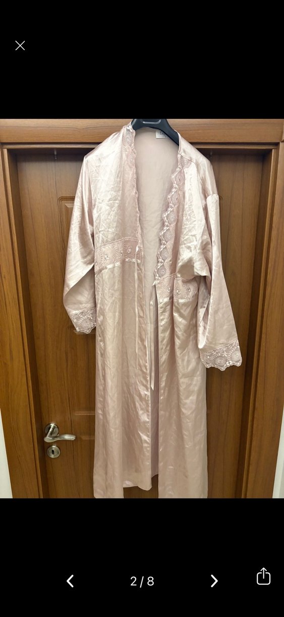 Uçuk pembe sıfır saten sabahlık - Görsel 3