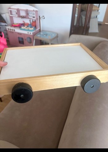 Beyaz Ahşap Tekerlekli Oyuncak/yazı tahtası - Görsel 2