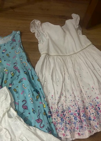 Kız bebek elbise karışık bedenler hepsinin toplam fiyatıdır - Görsel 3