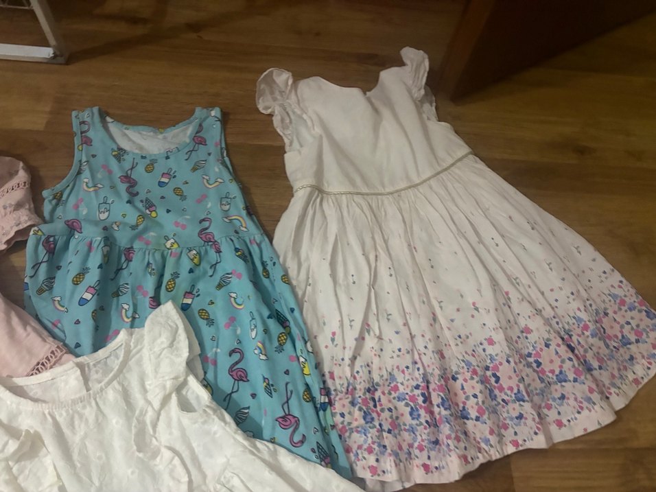 Kız bebek elbise karışık bedenler hepsinin toplam fiyatıdır - Görsel 3