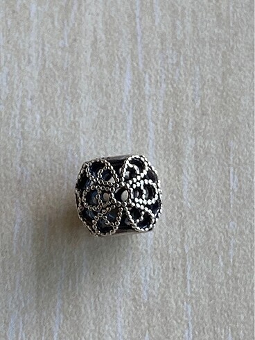 Pandora orijinal charm