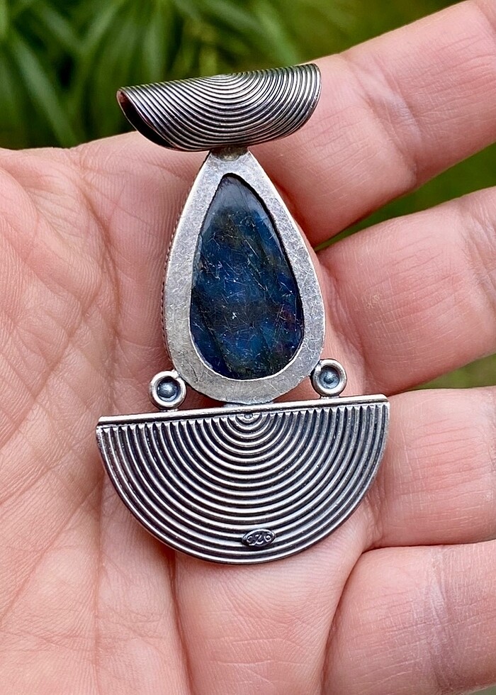 925 ayar Labrodarit taşlı gümüş kolye ucu - Görsel 3