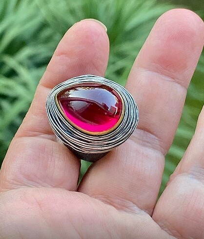 Beden 925 ayar Garnet ( lal ) taşlı gümüş yüzük