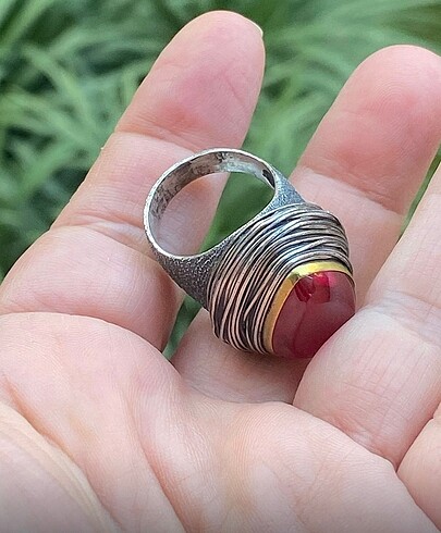 Beden gri Renk 925 ayar Garnet ( lal ) taşlı gümüş yüzük