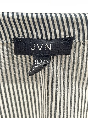 40 Beden çeşitli Renk Vintage Love Bluz %70 İndirimli.