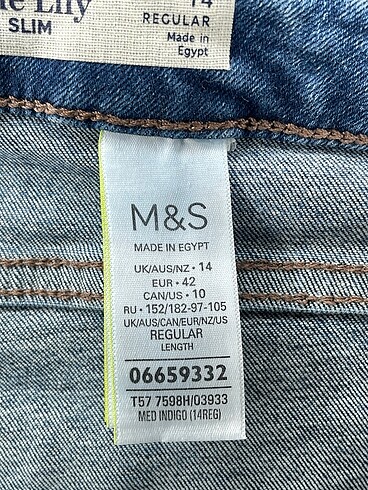 42 Beden çeşitli Renk Marks & Spencer Jean / Kot %70 İndirimli.