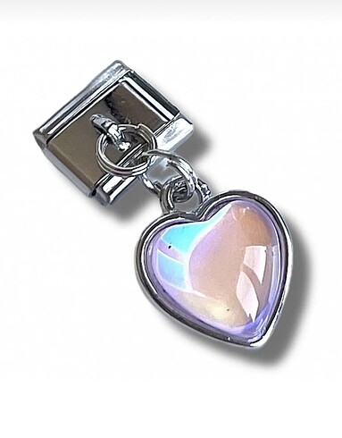 Çelik nomination charm