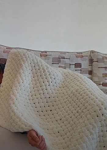 Beyaz Örgü Çocuk ve tv battaniyesi - Görsel 2