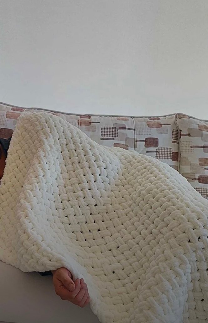 Beyaz Örgü Çocuk ve tv battaniyesi - Görsel 2