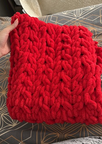 Kadın Kırmızı Örgü Yumuşak Atkı - Görsel 2