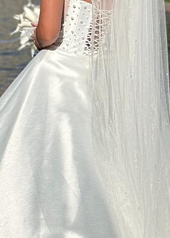 İnci Detaylı Saten Askılı Gelinlik - Görsel 7