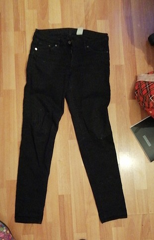 h&m siyah dar pantolon