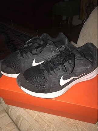 Nike spor ayakkabı