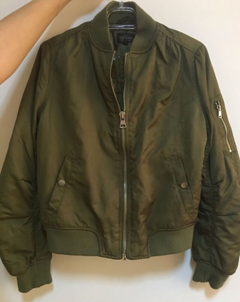 Bomber mont 