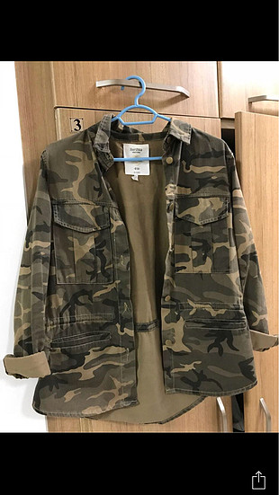 Bershka kamuflaj ceket